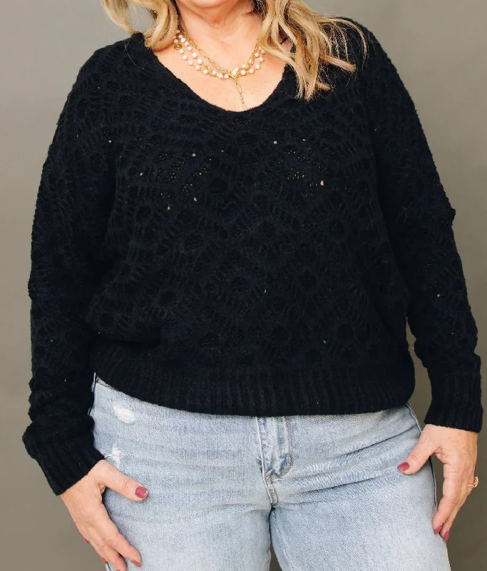 Simply Perfect V-Neck Sweater In Black