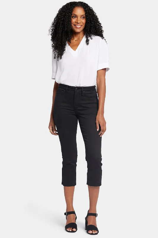 Chloe Capri Jeans - Black