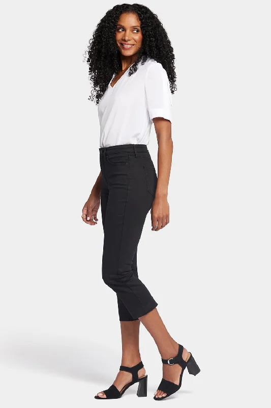 Chloe Capri Jeans - Black