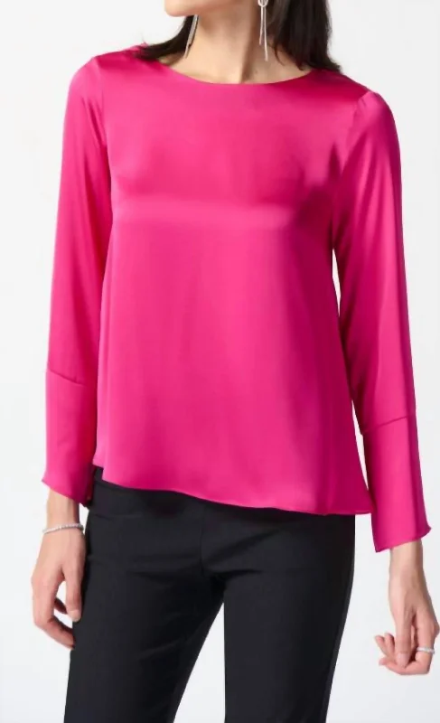 Flared Top With Necklace Chain In Ultra Pink