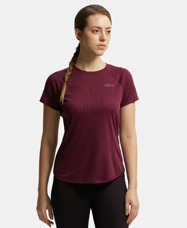 Microfiber Fabric Relaxed Fit Half Sleeve Breathable Mesh T-Shirt - Grape Wine